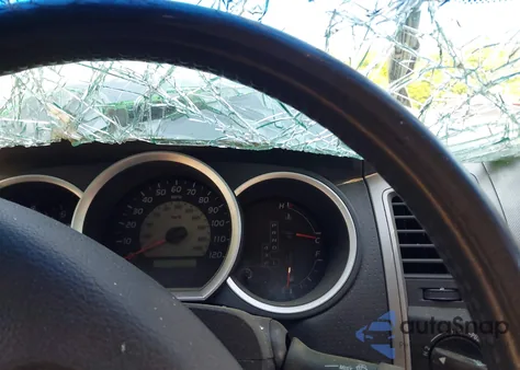 2005 Toyota Tacoma Base V6 from USA, damaged, VIN 5TEUU42N35Z096171